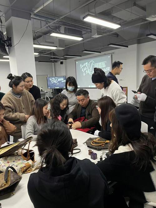 临沂奢侈品店在哪里